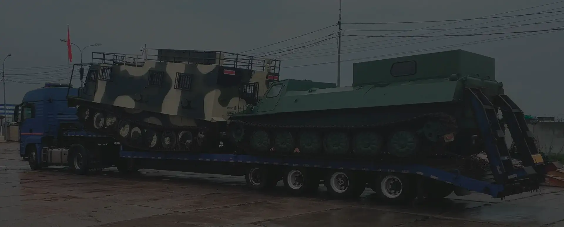 Транспортировка танков и ракет в станице Калниболотская (Южный округ - Краснодарский край) с соблюдением секретности.